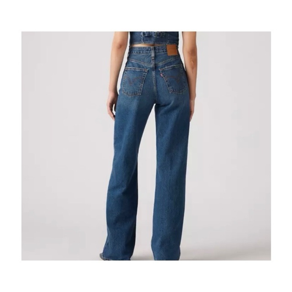 Levi’s Ribcage Wideleg - Picture 3 of 4